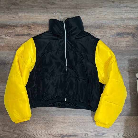 Colorblock Puffer - Picture 2 of 3